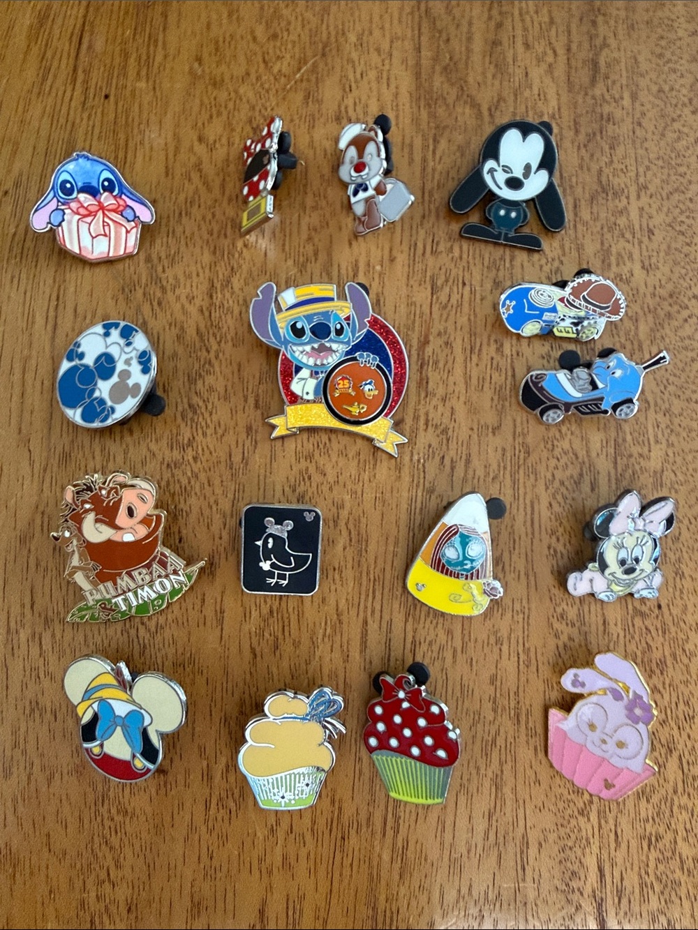 Disney Trading Pins.  Lot of 16 pins.